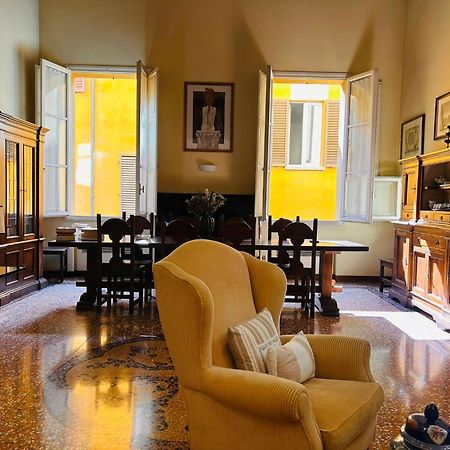 Bologna Medieval Art Loft Luaran gambar
